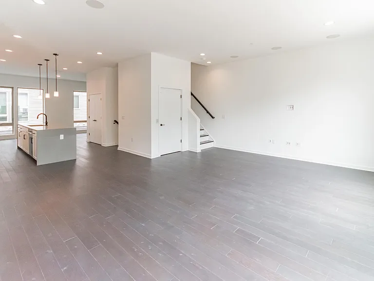 3111 Parkview Walk — Photo 6