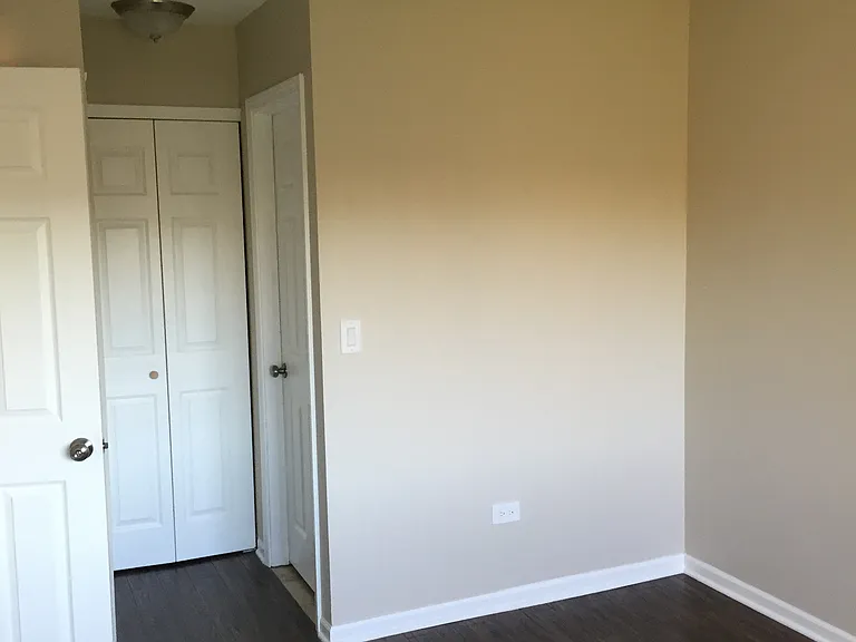 8631 W Foster Ave #3B — Photo 10