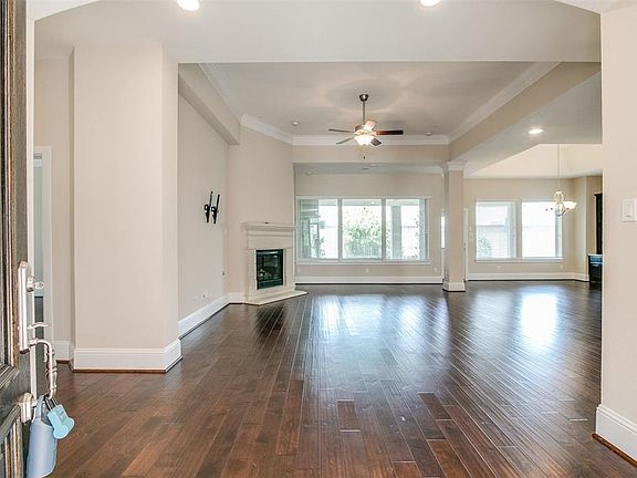 5th image of 12903 Arlington Meadows Ln