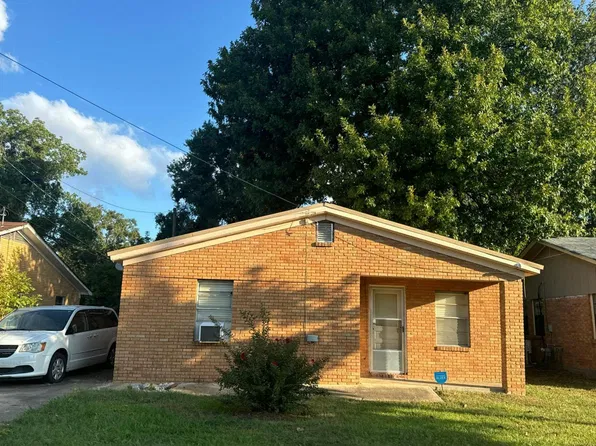 1017 Russell Ave, Greenwood, MS 38930