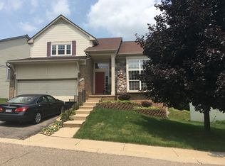 34790 Pickford Dr, Farmington Hills, MI 48335