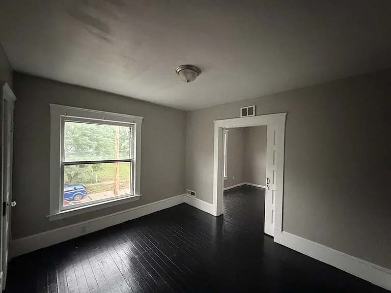 4012 Woodbridge Ave — Photo 12
