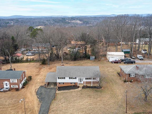 4th image of 1614 Melinda Dr