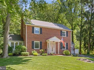 1909 Beechwood Dr, Wilmington, DE 19810