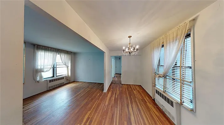 Sold by Remax Edge | media 3