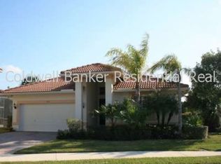 114 Hidden Hollow Dr, Palm Beach Gardens, FL 33418