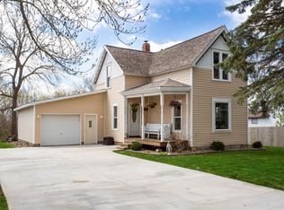 665 W Main St, Ellsworth, WI 54011