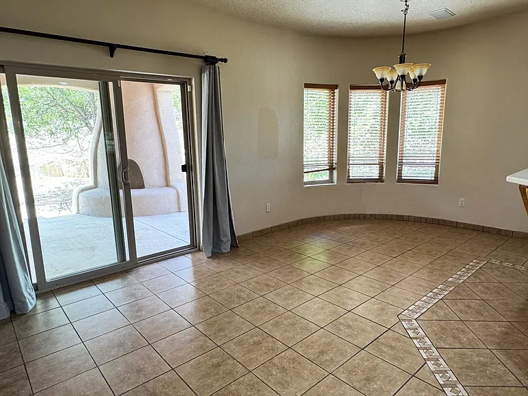 9 Jordan Ct — Photo 6