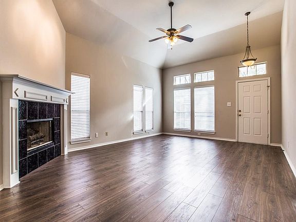 4th image of 2203 Arbor Creek Dr