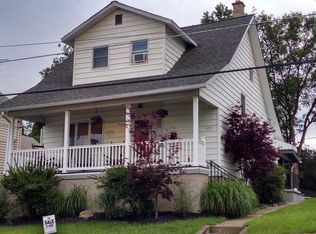 525 3rd Ave, Jessup, PA 18434