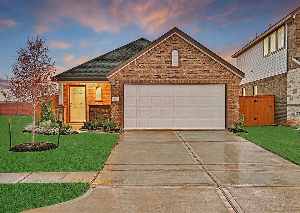1st image of 12325 Murano Dr