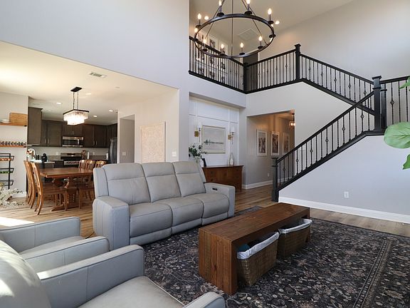 5th image of 4533 Gusto Ct
