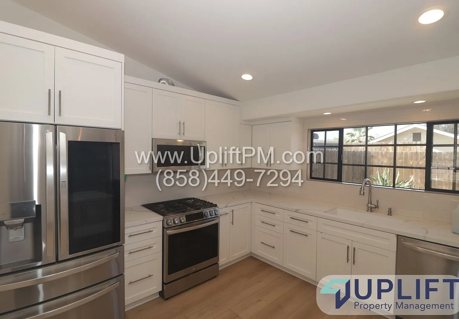 4 bed, 2.0 bath, 1734 sqft, $4,500 — Photo 2