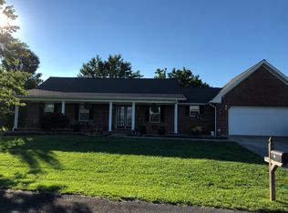 94 W Meadow Dr, Nancy, KY 42544