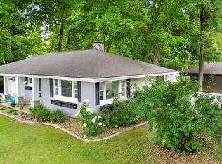 13947 Lucca Forest Dr, Bloomington, IL