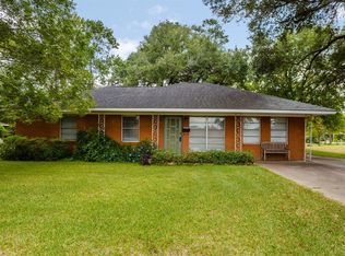 1012 Wilson Dr, Rosenberg, TX 77471