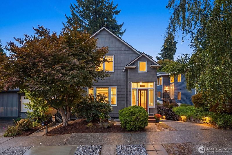 2nd image of 7741 1st Avenue NE