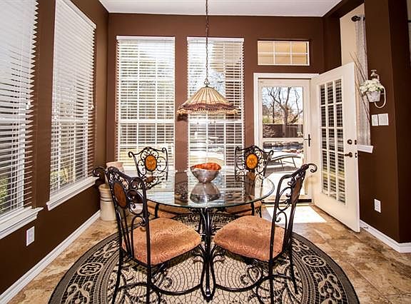4th image of 2100 Birdwood Cir