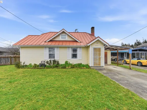 2611 Everett Ave, North Bend, OR 97459