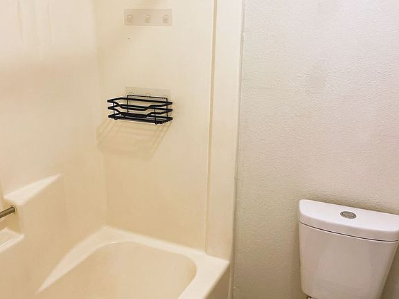 3rd image of 4309 Tierra Verde St APT A