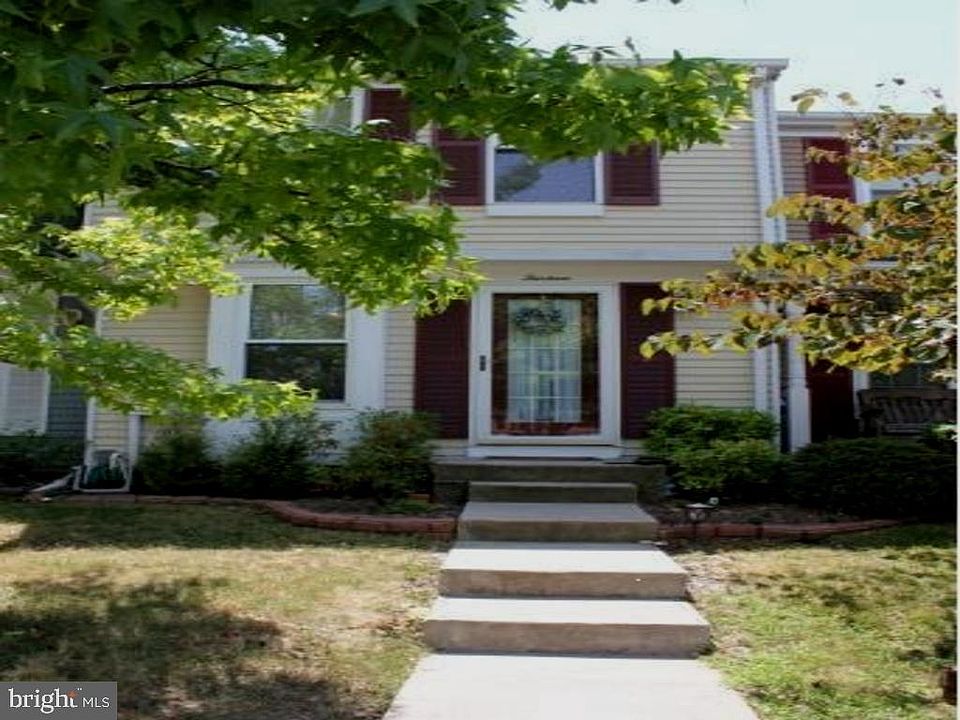 2nd image of 13 Trailwood Rd