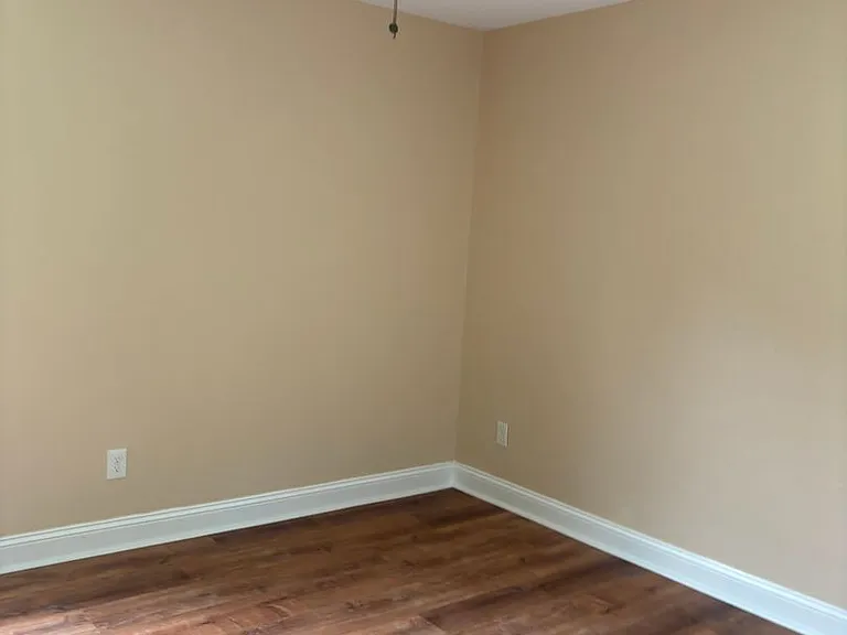 124 Deerfield Ln — Photo 9