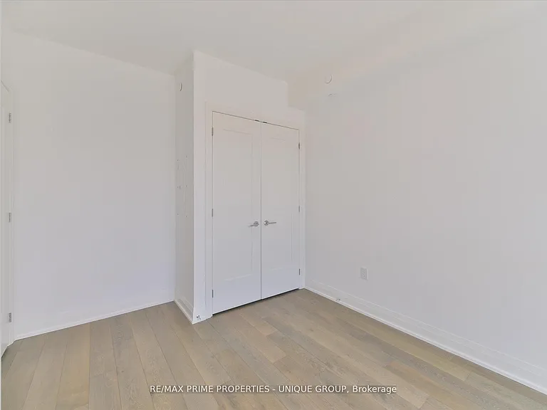 293 The Kingsway #322 — Photo 22