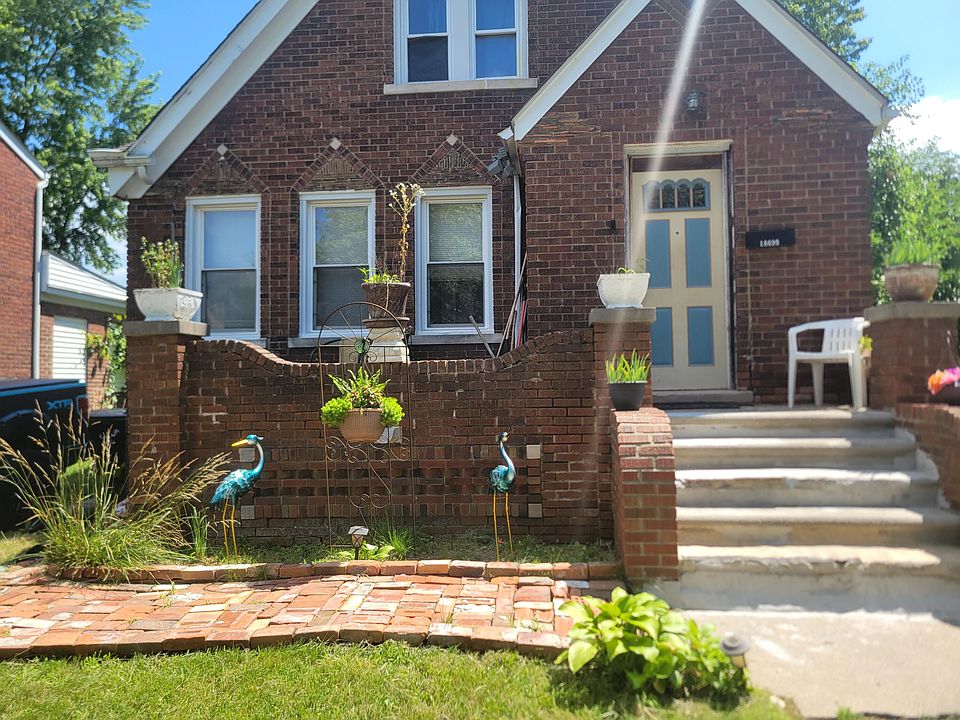 1st image of 18690 Algonac St