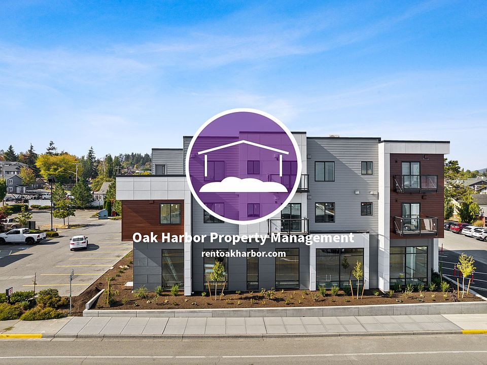 1st image of 2802 Commercial Ave #200