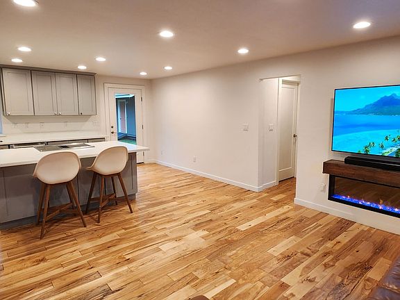 3rd image of 3216 138th St SE