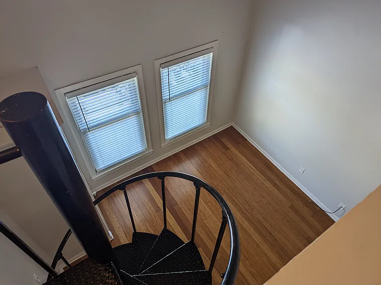 813 Harden St #2 — Photo 1