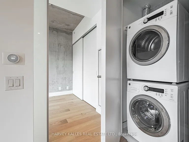 11 Charlotte St #507 — Photo 11