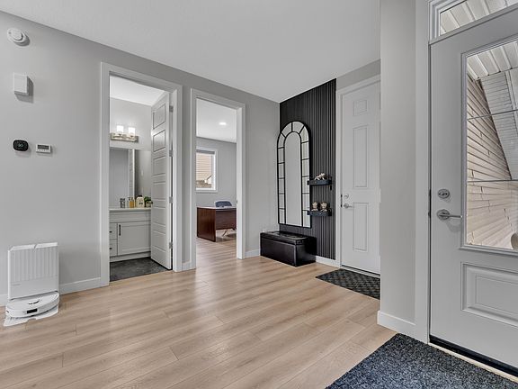 5th image of 3003 4th St NW