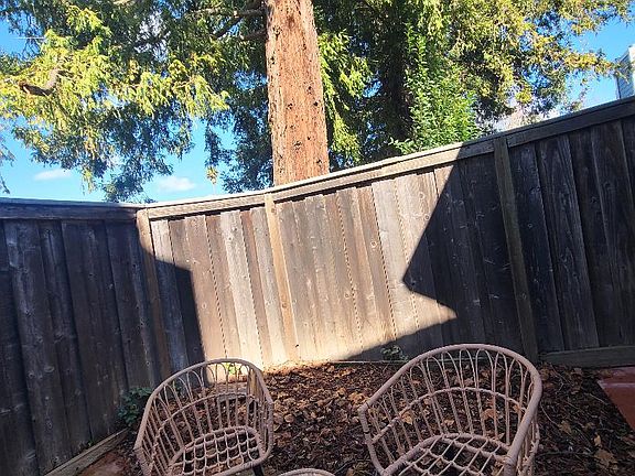 4th image of 2304 Marylyn Cir