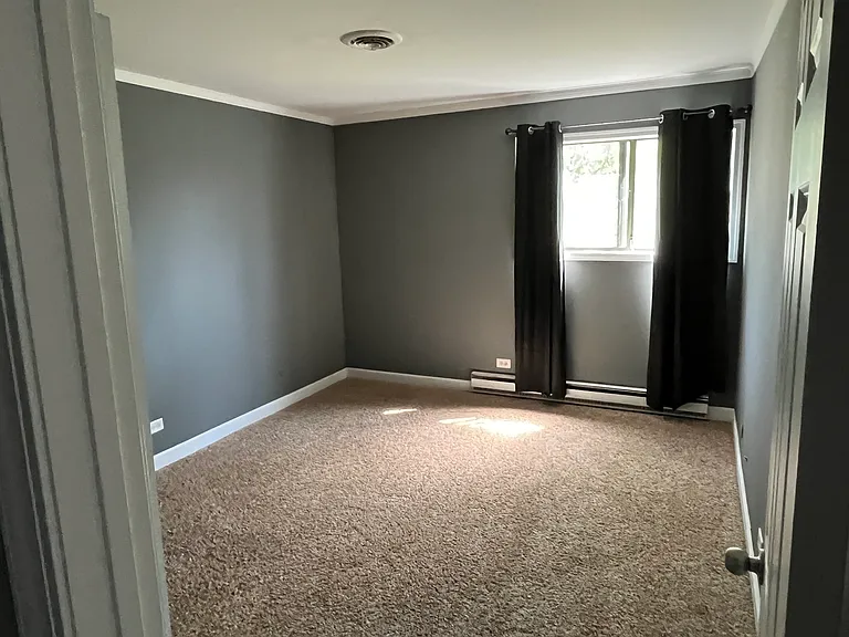 230 Woodrow St — Photo 9