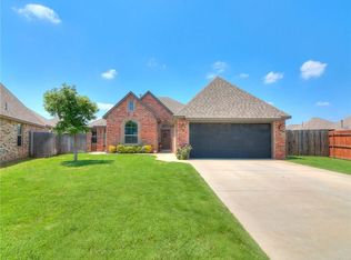 17317 Grey Hawk Ln, Edmond, OK 73012