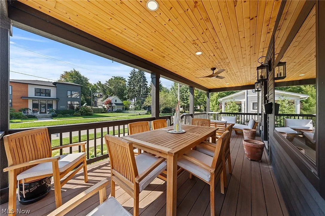 3 bed, 5.0 bath, 3236 sqft, $4,200 — Photo 4