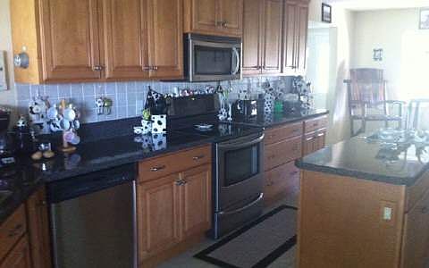 2nd image of 105 Apple Tree Ave