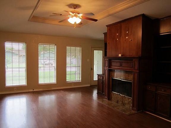 5th image of 9265 Glynn Ln