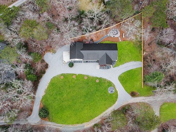 5th image of 45 Wilderness Trl