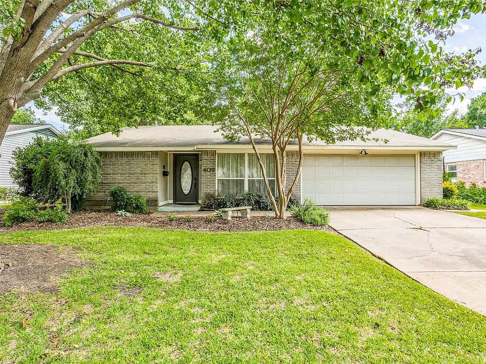 1st image of 409 Lexington Ln