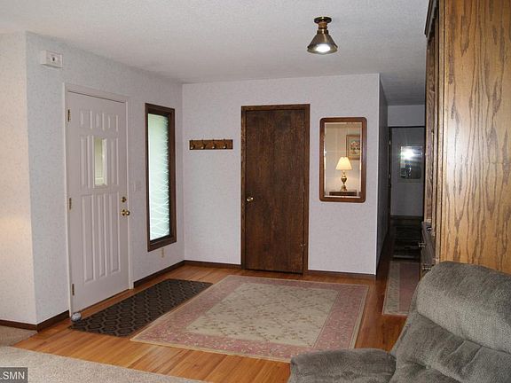 5th image of 909 83rd Ave N