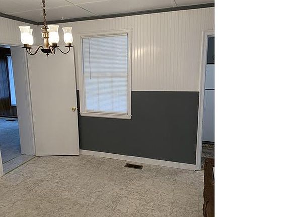 5th image of 3253 Mary Dr