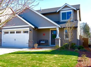 566 Corinne Dr, Newberg, OR 97132