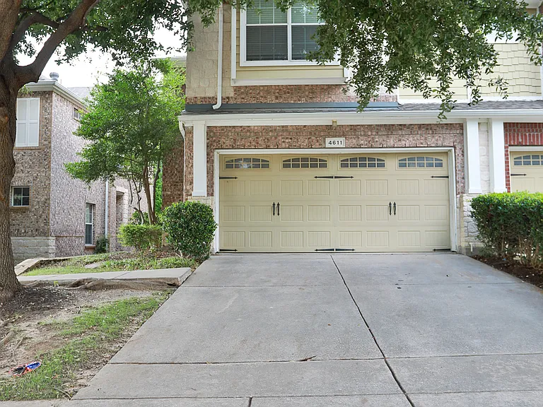 4611 Penelope Ln — Photo 17