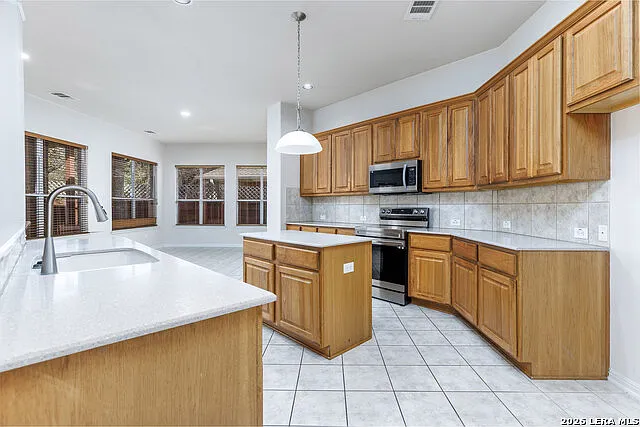 18803 Millhollow — Photo 21