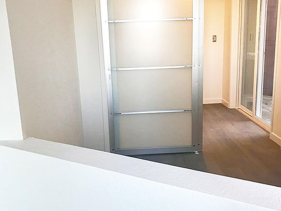 Open office space/nook