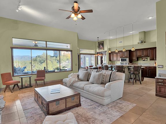 5th image of 5640 E Miramonte Dr S