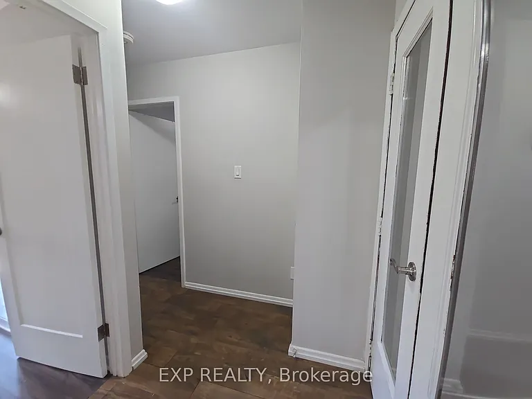 87 Wellington St E #MAIN LEVEL — Photo 14