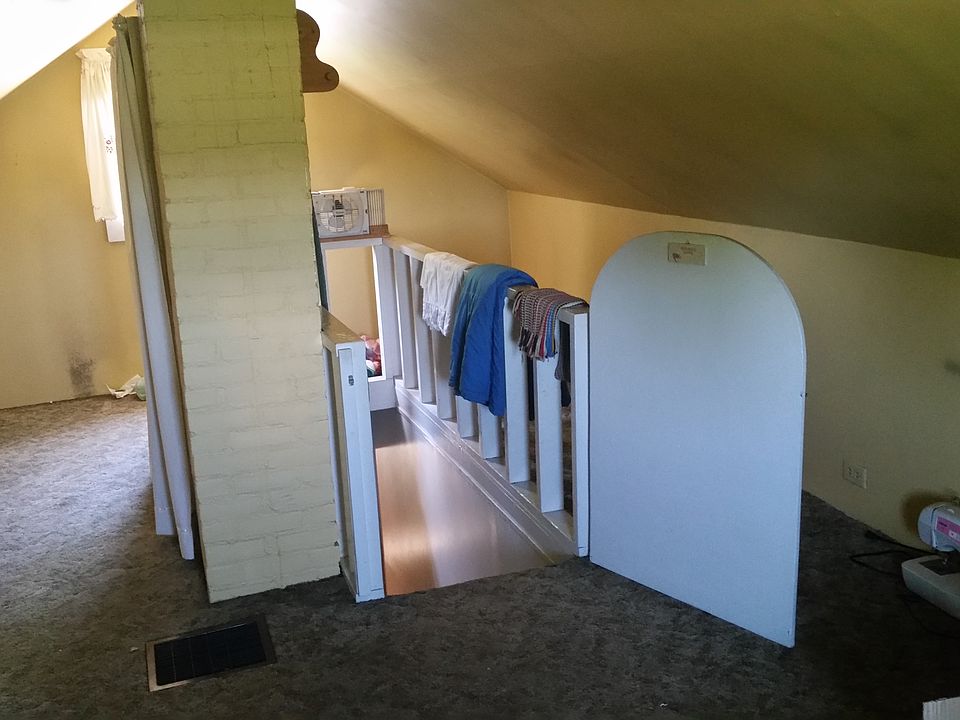 2nd image of 2281W Quarry Rd